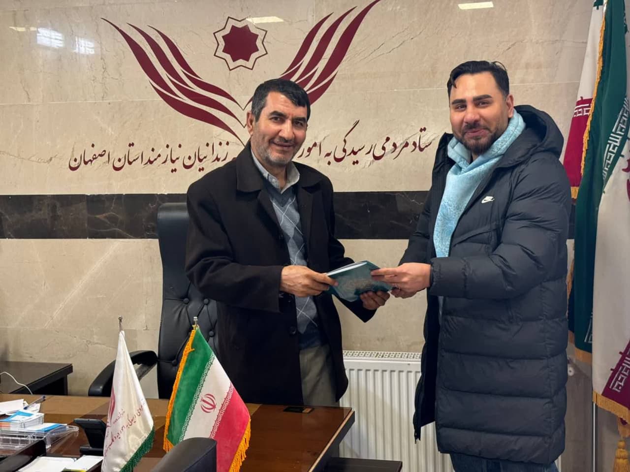 پزشک اصفهانی مبلغ۵۰۰ میلیون ریال برای پویش «آزادی پدران زندانی» اهدا کرد
