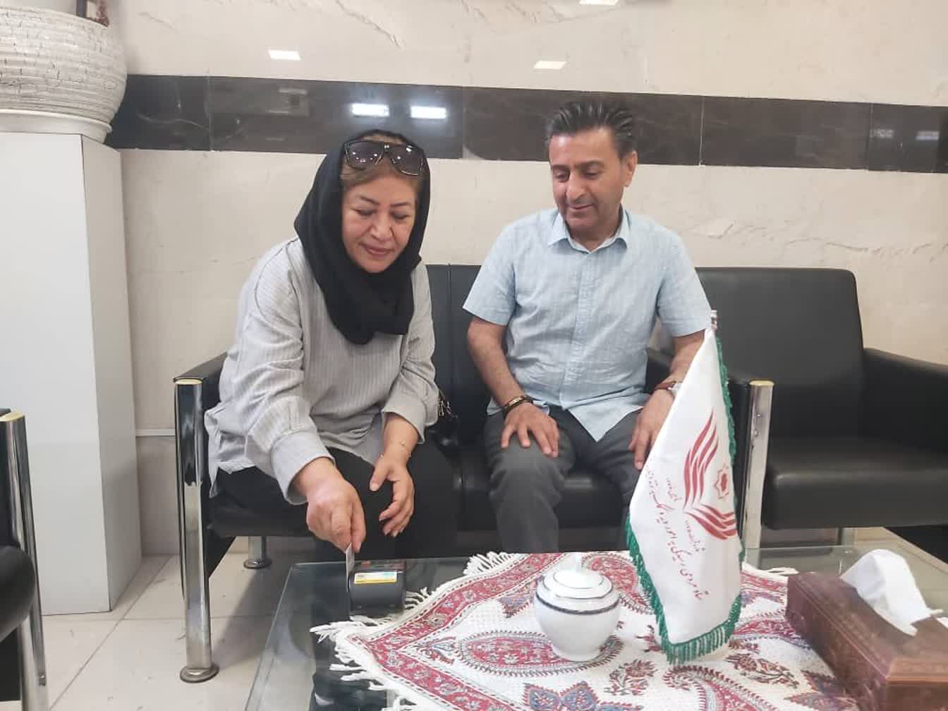 کمک مومنانه بانوی خیر مقیم خارج از کشور جهت آزادی پدر اصفهانی