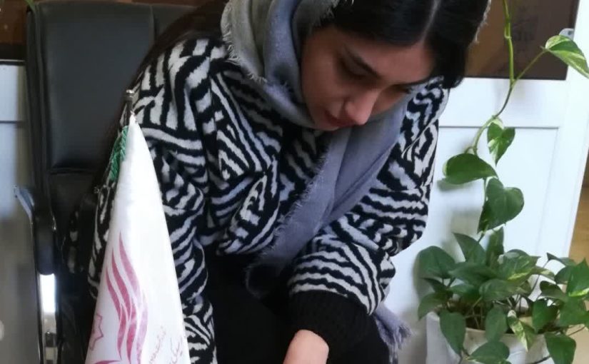 یک هدیه // یک آزادی